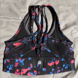 Lululemon  sports bra
